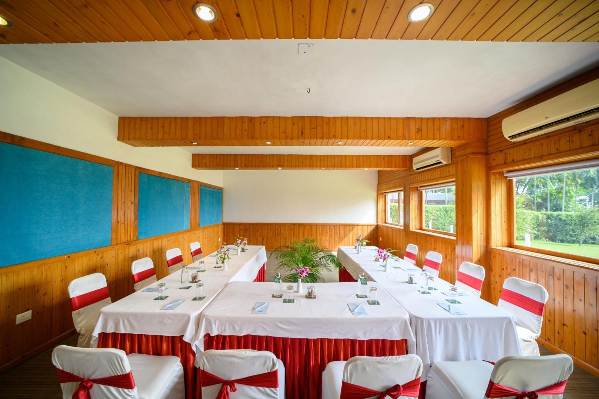 Hotel Sinclairs Retreat Dooars, Chālsa Zewnętrze zdjęcie